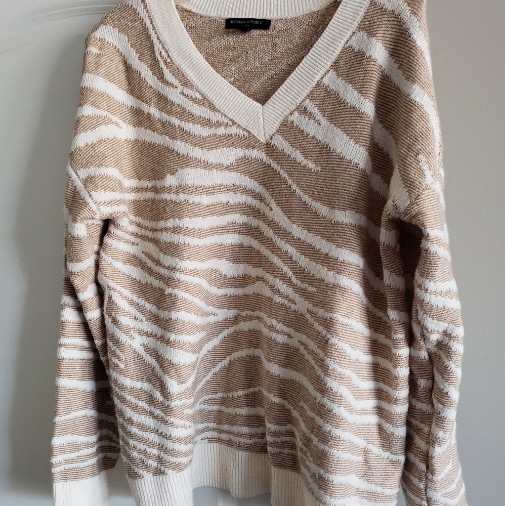 Banana Republic Sweater